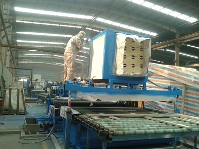 設備两年半社区看片