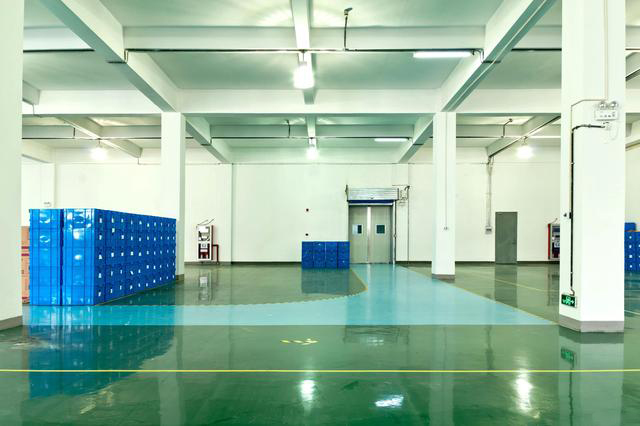 環氧地坪两年半社区看片