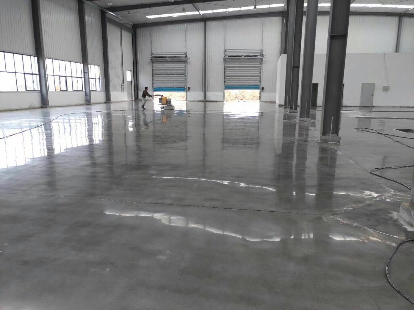 環氧地坪两年半社区看片